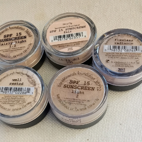bareMinerals 5 loose mineral foundations neutral beige + 12 Smaller Colors NWT